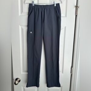 Maevn Women’s Gray Scrub Pants Size XS
